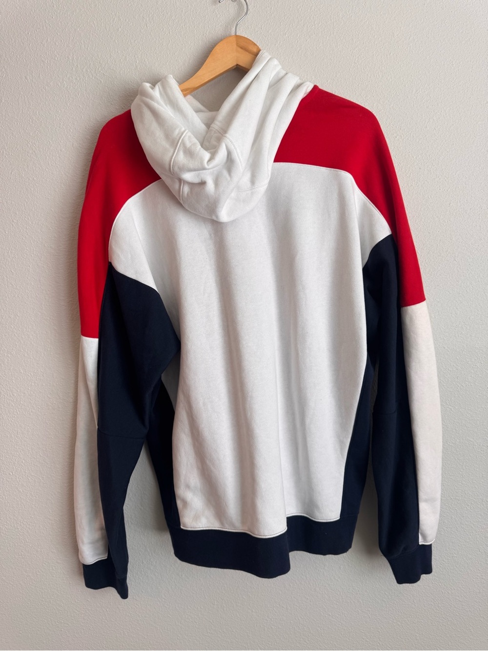 Nike Men's Colorblock Zip-Up Hooded Sweater in White/Red/Black